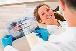 Подобрать метод для выравнивания зубов может только стоматолог-ортопед.