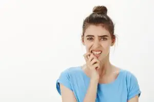откололся зуб что делать