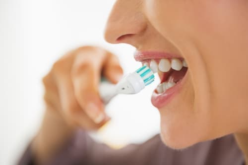 Способы снятия зубного налета